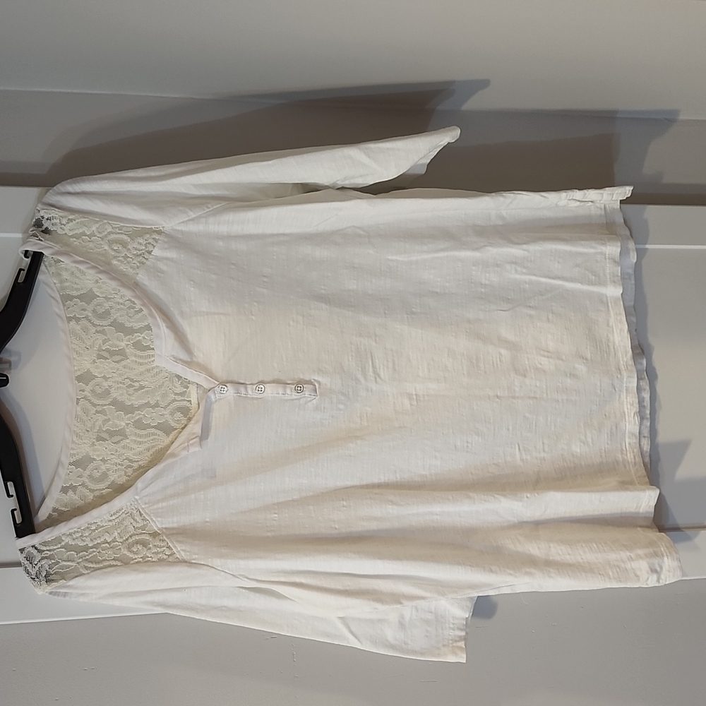 Lane Bryant, White Top. 18/20